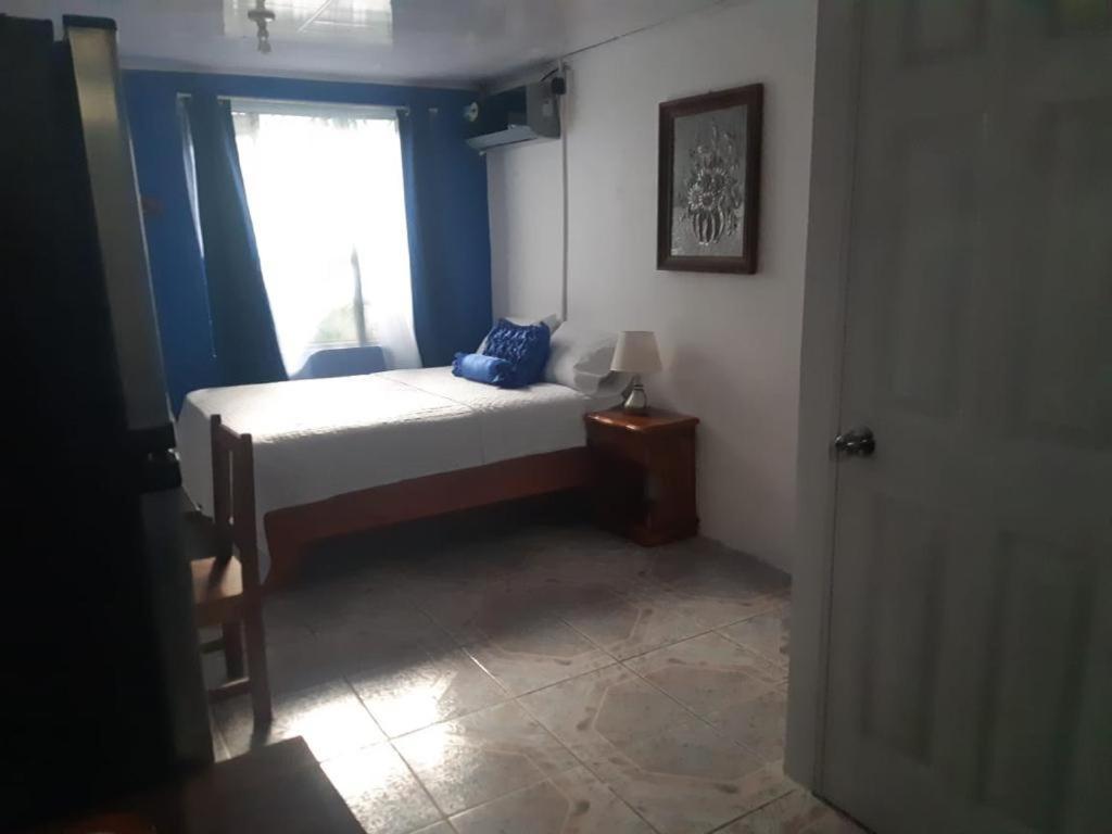 Cabinas Chazu #2 Quepos Extérieur photo